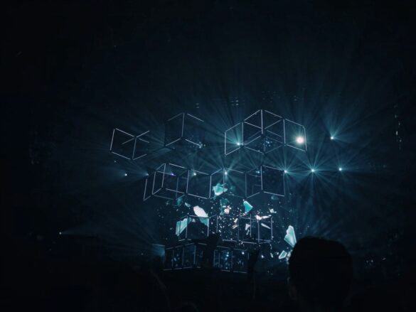 Abstract glowing cubes shattering - quantum attack on Bitcoin cryptography